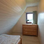 6 Personen Mit 4 Schlafzimmern, Infrarotwaermekabine, Mit Blick Auf Den Weltschiffahrtsweg In Holiday home