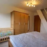 6 Personen Mit 4 Schlafzimmern, Infrarotwaermekabine, Mit Blick Auf Den Weltschiffahrtsweg In * Otterndorf