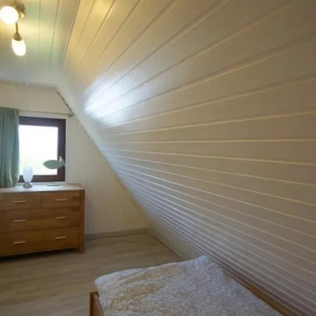 Holiday home 6 Personen Mit 4 Schlafzimmern, Infrarotwaermekabine, Mit Blick Auf Den Weltschiffahrtsweg In